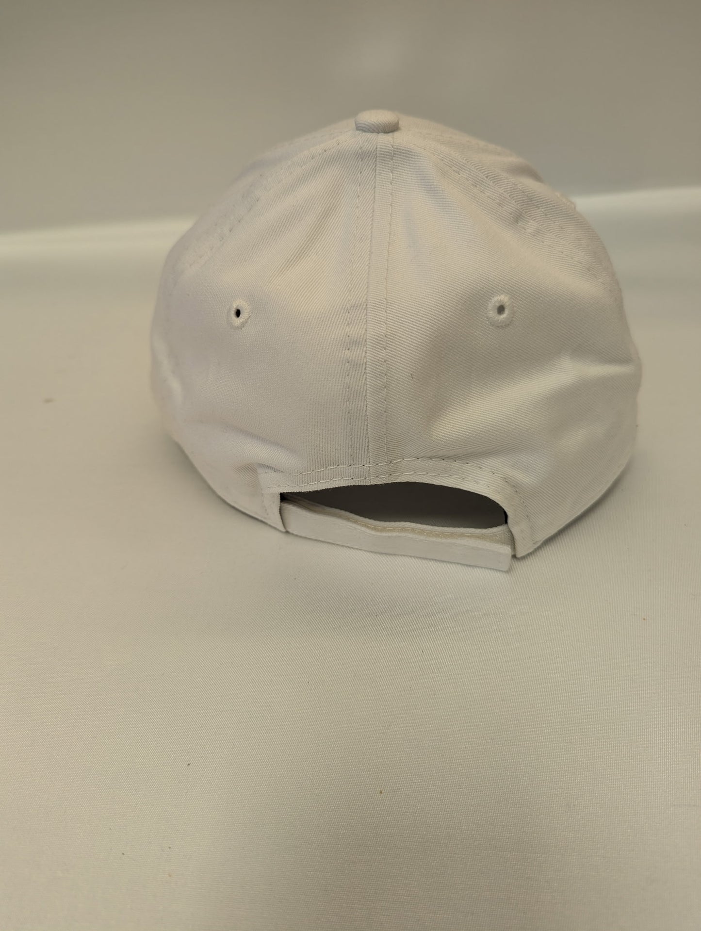 Buffalo Football Fan Hat - New Era 9FORTY "BILLS FAN" Script Edition (All White)